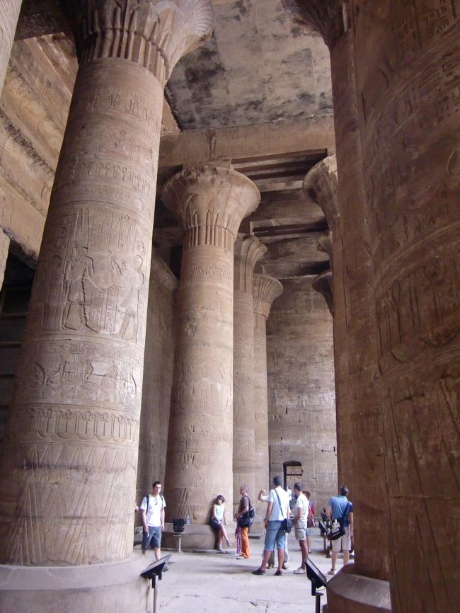 なかの柱もでっかいね。