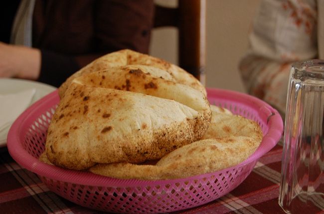 エジプトのパン、アエーシ。