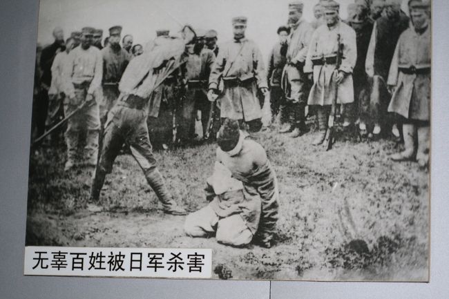 2009春、中国旅行記16(17)4月24日(2)大連、水師営会見所、日露戦争当時のセピアの写真
