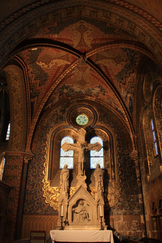 今まで数多くの教会を見てきたが、その中でも屈指の美しさにただただ圧倒された。