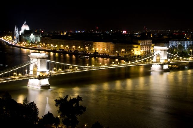 （橋ばかりですが）王宮より撮影。高台から臨む街は本当にいいです。