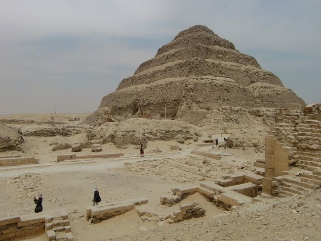 まだまだ発掘、研究途中のようです。<br /><br />これにてエジプトの遺跡めぐり終了！<br /><br />「世界の車窓からを目指してin5000年分の遺跡を求めてエジプト１１（帰国）」につづく<br />http://4travel.jp/traveler/tentou_musi/album/10337586/