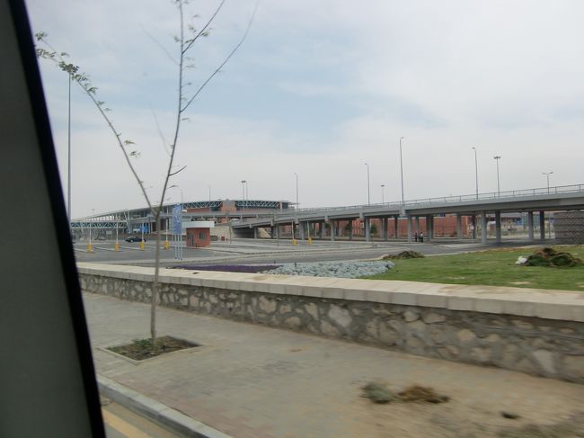 カイロ空港到着。