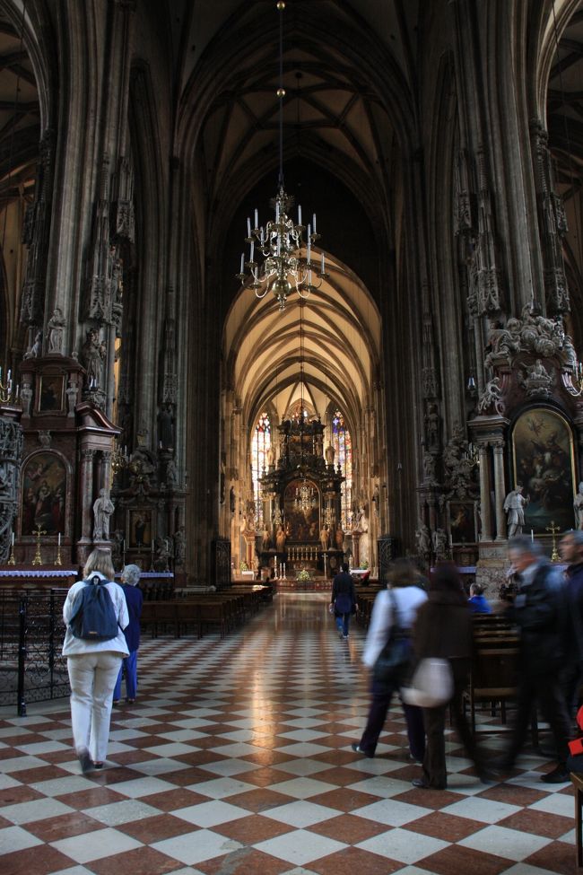 ステファン寺院内部。