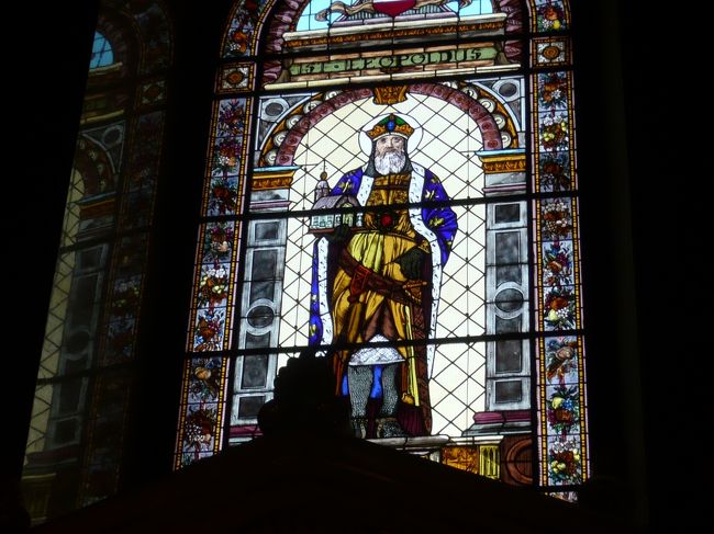 　ステンドグラスだらけ。