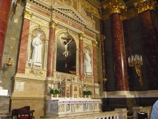 　あっちにも。カロチャ飾り。