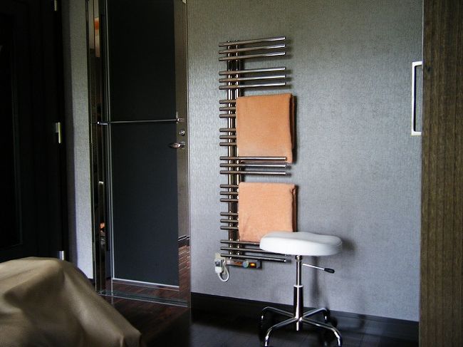 エクシブのタオルウォーマーはいいですね。<br />他のエステではあったことがありません。