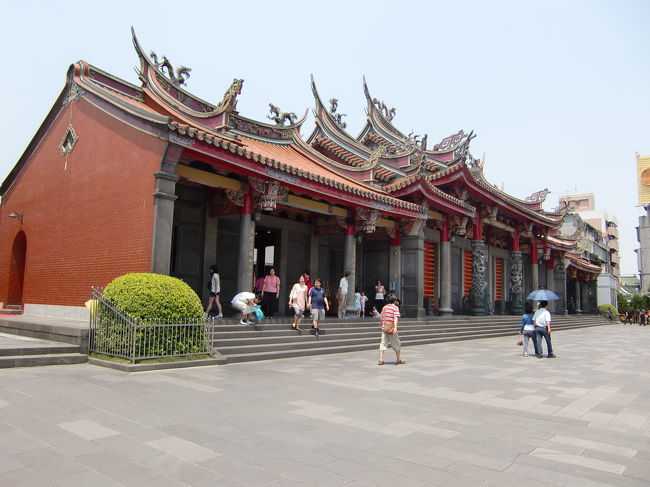 行天宮の入り口。