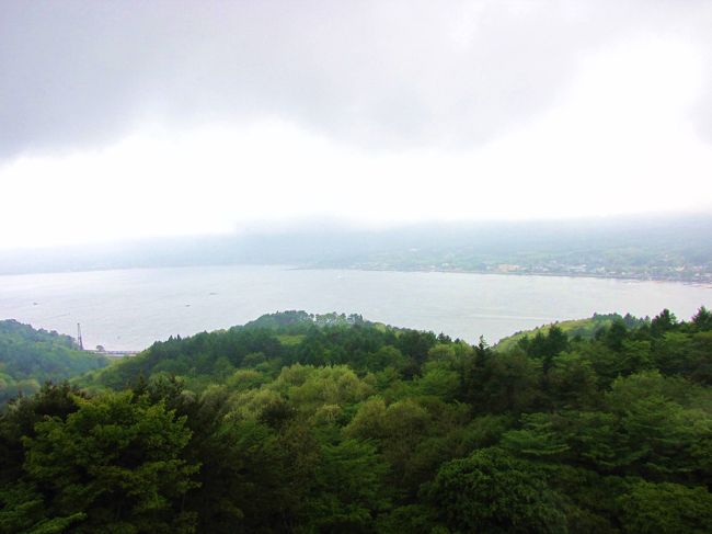 6階のお部屋から見た山中湖ですが富士山が見えず残念でした。