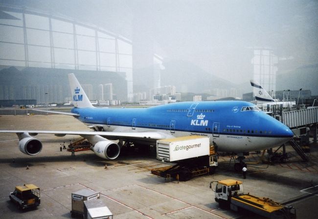 空港にて<br /><br />＜LOMO　LC-A＞