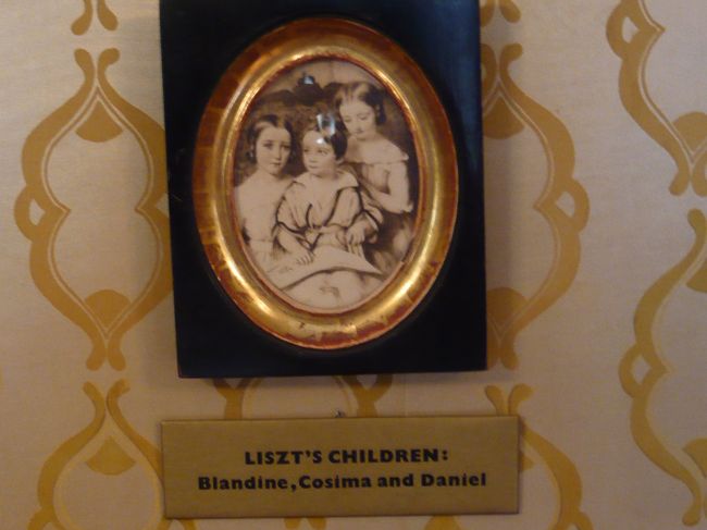 　リストの子供たち。