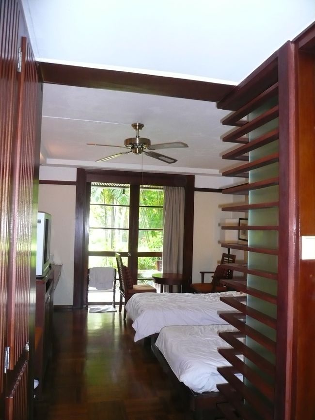 パッキングを済ませ部屋を後に。<br /><br />最後に部屋をパシャリ。<br /><br />４日間トゥリマカシー。