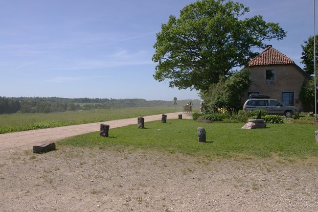 三々五々と引き上げて行った。