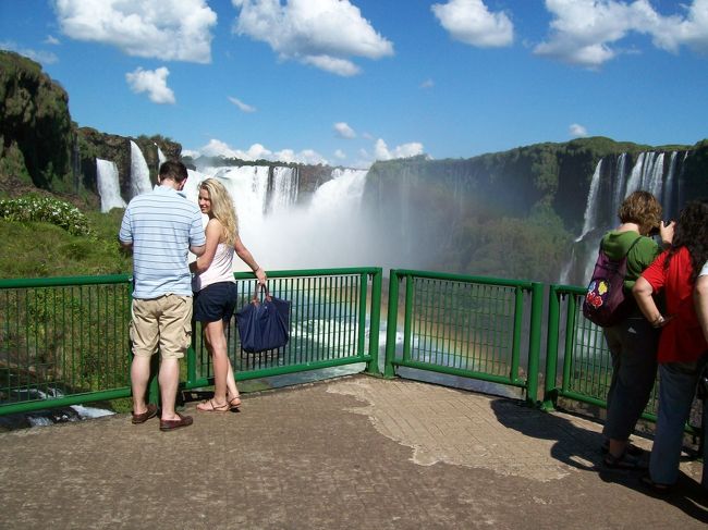 やっぱりこの時期はオフシーズンなのか、<br /><br />メイン展望台でも空いていました。。。