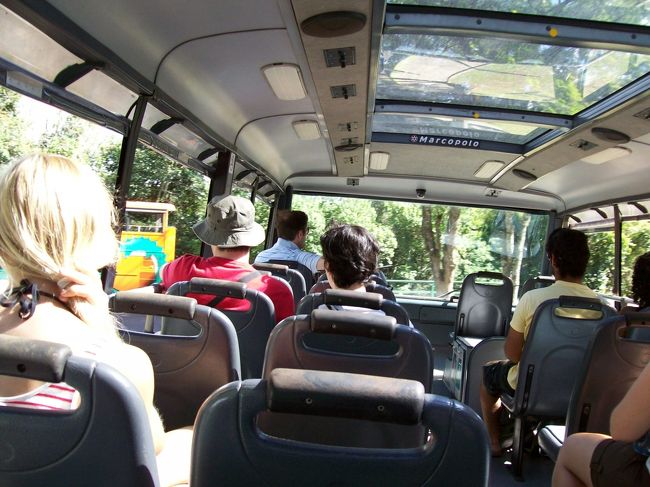 展望台に１時間ほど居て、園内バスで国立公園入口へ戻ります。