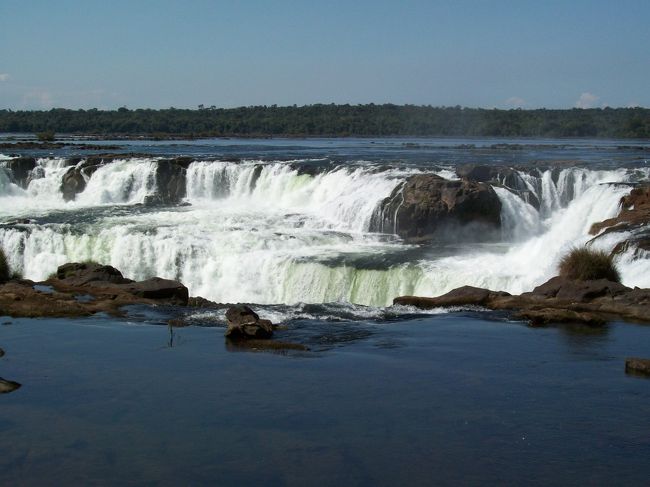 見えてきました「悪魔の喉笛」