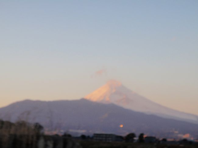 帰りに車窓から富士山が見えました