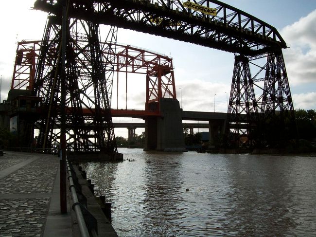 ボカ地区<br /><br />ボカ地区は大昔の港があり、港で働く労働者が集まってできた街。<br />