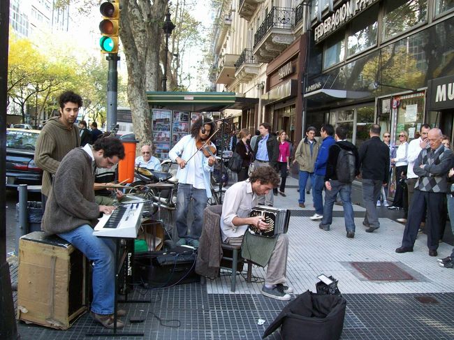 5月通りの音楽家