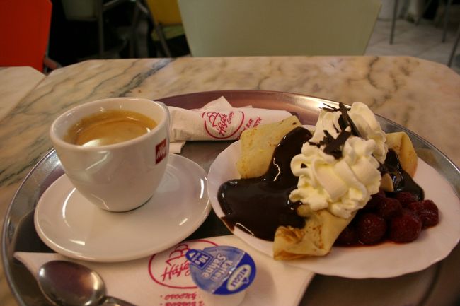 このボリューム！<br />パラチンキイチゴ味が40KC。カフェモカが32KCです。<br />安い！