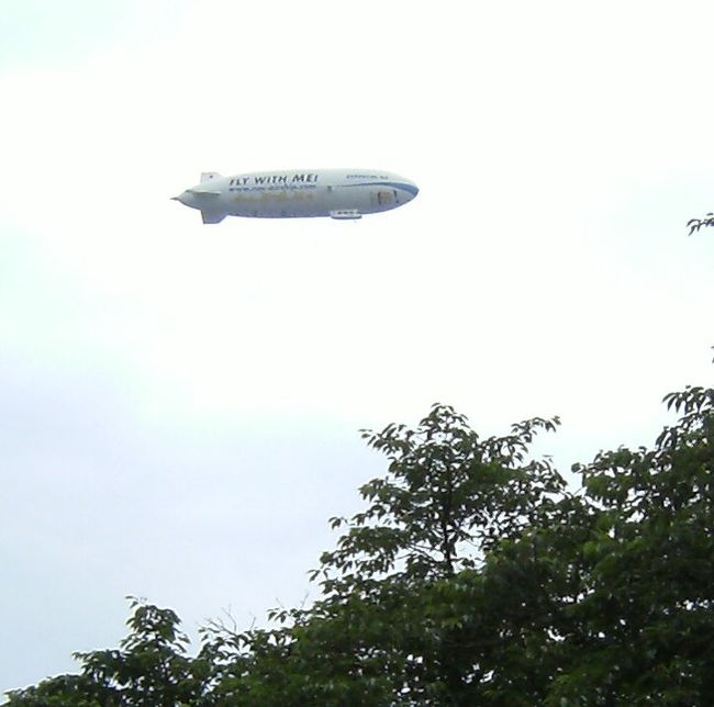 喜多院上空に飛行船