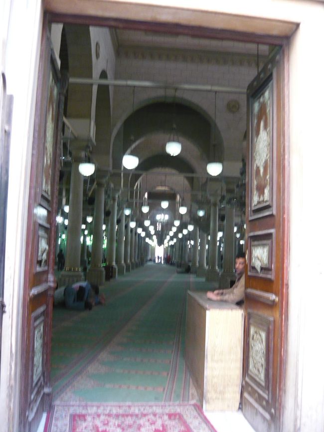 ハーンハリーリ　モスクにしてはとてもフレンドリーでした