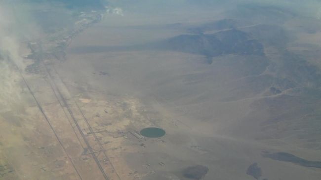 西海岸から、ひと山越えると、すでに砂漠です。。