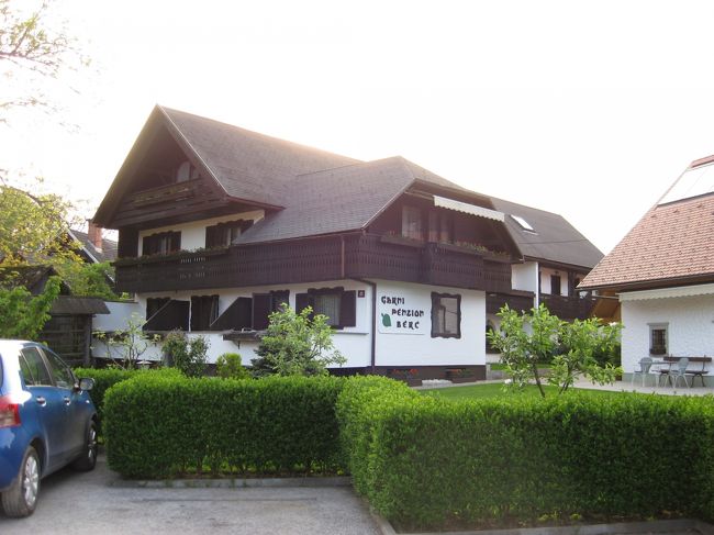 ここに泊まりました。<br />オススメです！<br />ペンションはかわいいし、オーナーさんはめちゃいい人。