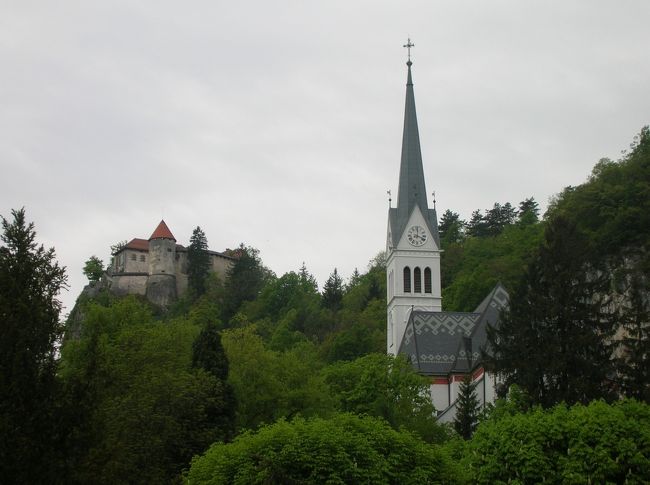 そろそろバスの時間です・・・。