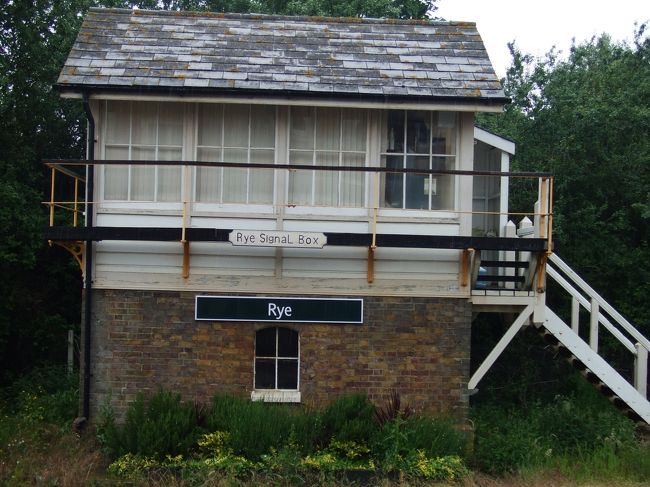 小さな町なので、散策＋ご飯で3時間<br />かからなかった位でした。<br />帰り、駅にて。