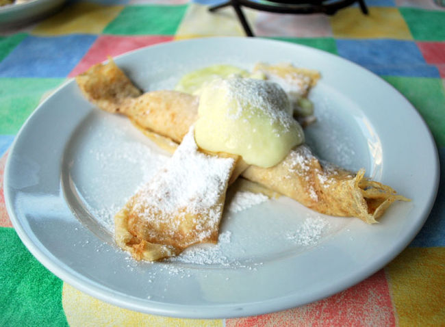 クレープ菓子のパラチンタ。