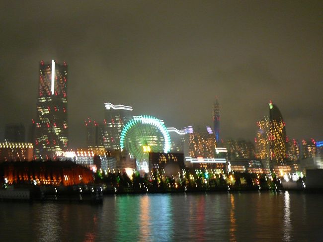 帰り道。<br /><br />LOVE&amp;MUSICな１日の終わりに横浜の夜景をパシャリ。