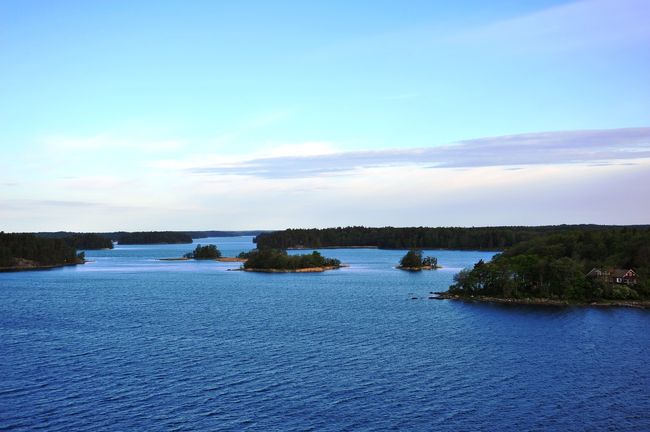 しばらく無人島が続きます。
