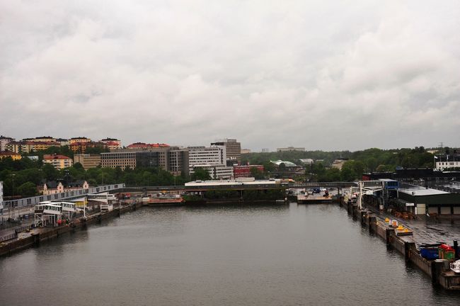 この時間前のデッキも開放されています。<br />この右岸に着きます