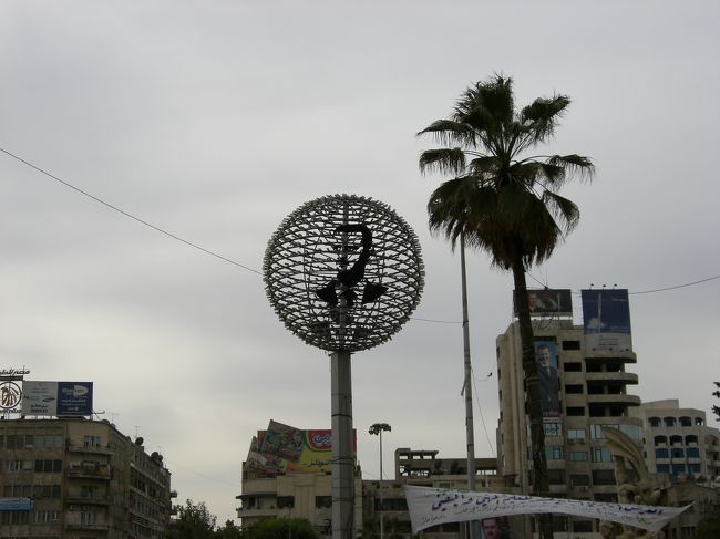 カリスマなのね、彼。