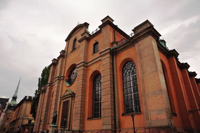 大広場の周囲はこんな建物がつづきます