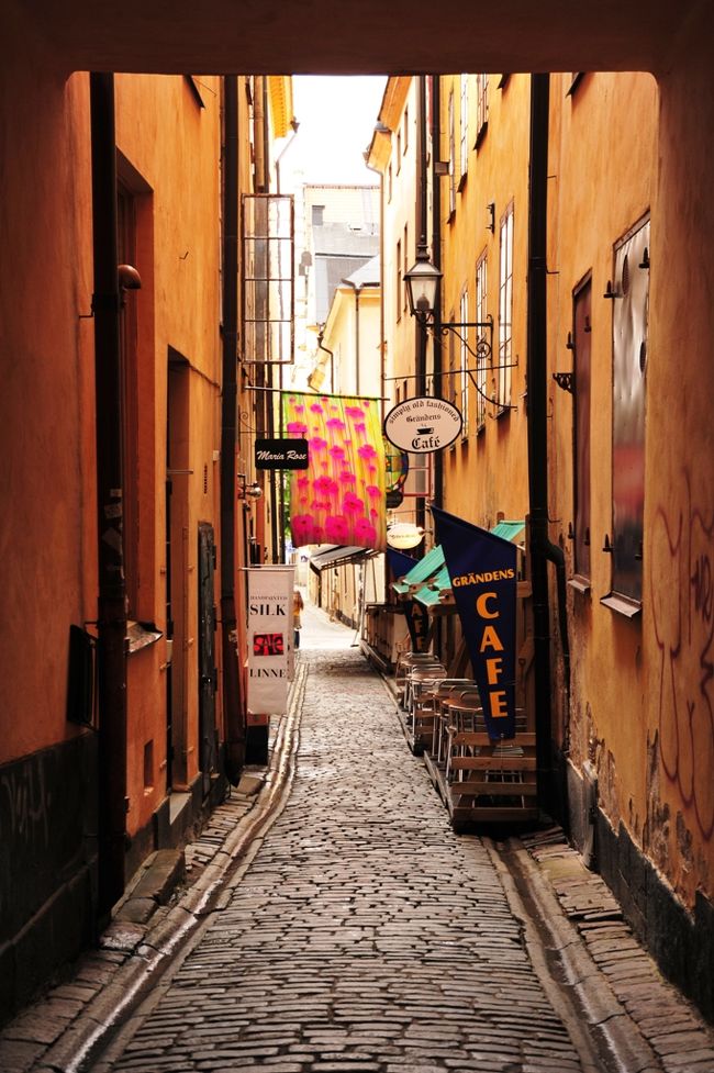 路地裏にも洒落た店