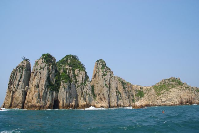 やがてこのような島がたくさん現われてきます。