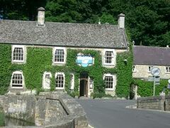 Bibury のSwan Hotel。