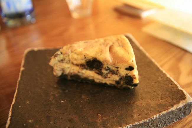 そしてガイドブックにも載ってた<br />「オレオチーズケーキ」。<br /><br />こちらもとっても美味しかったです☆<br /><br />ここはお昼どきはかなり混みあってるので<br />ちょっと時間をずらして行くのをおすすめします☆