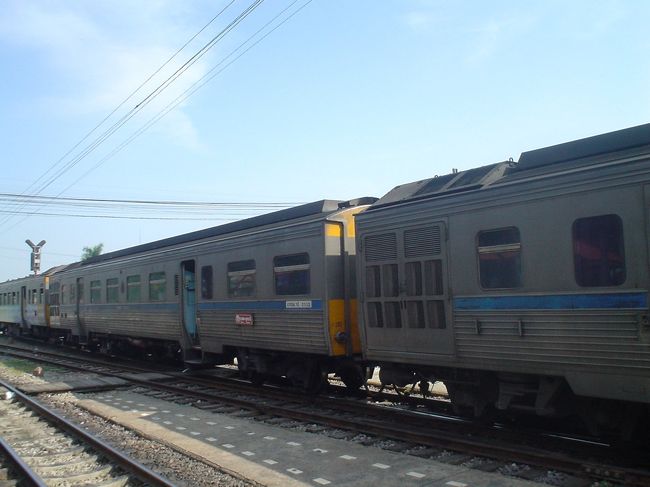 これに乗るんですか？<br /><br /><br />たしか窓がなかった気が。。