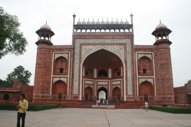 ついにやってきた。<br /><br />ドキドキ　<br />　　　　　バクバク☆