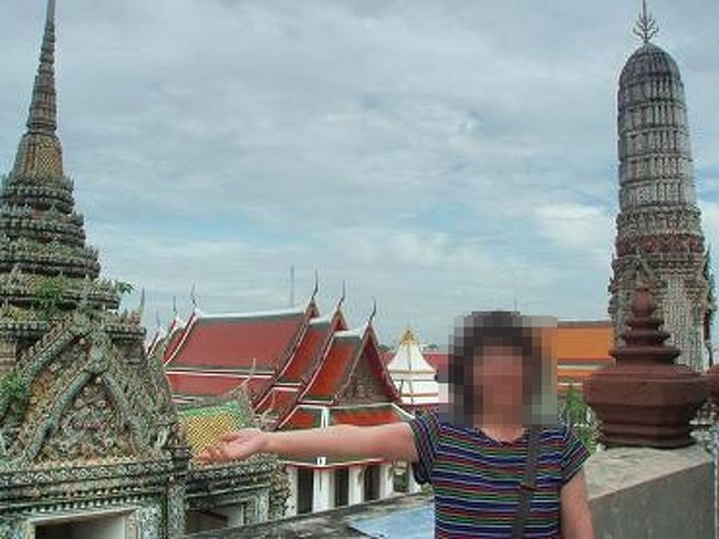 手すりにしがみつきながら、なんとか上ってぐるっと一周♪<br /><br />