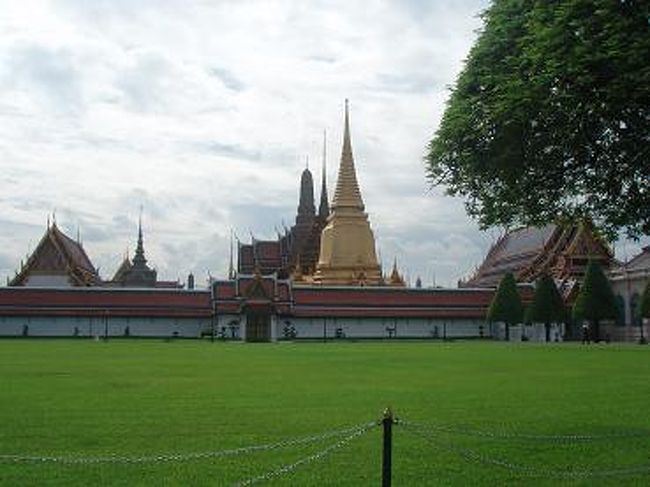 次は【ワット･プラケオ】