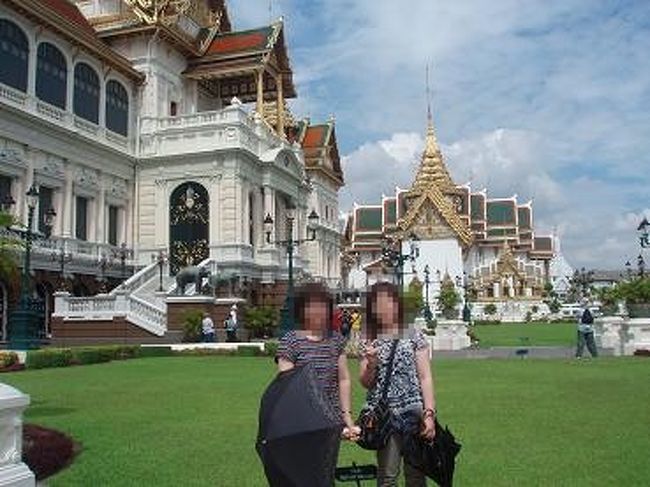 王宮（グランドパレス）です♪<br />綺麗な建物だぁ〜☆