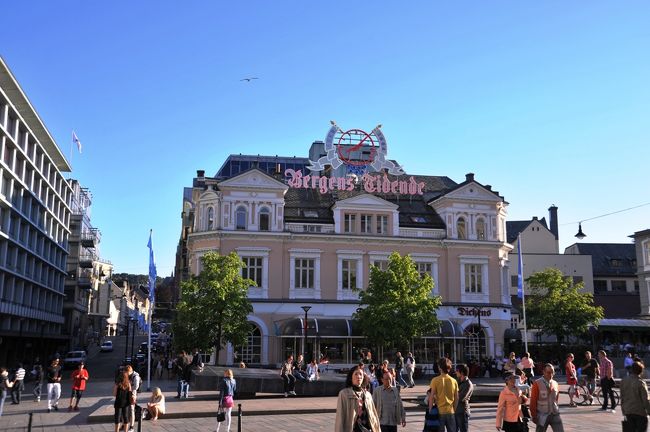 トールアメニング通りです。<br />