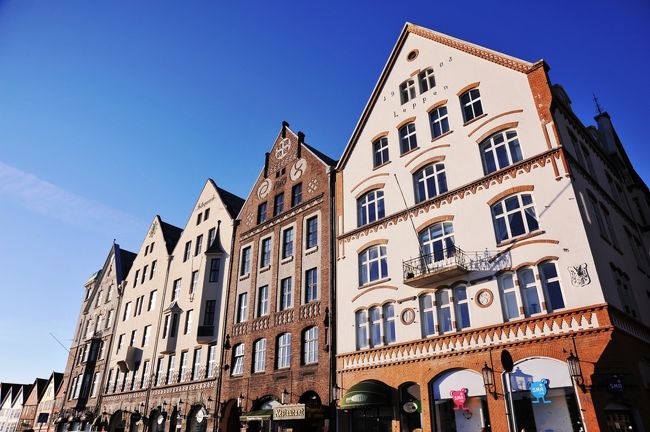 この先にブリッゲン地区があります。