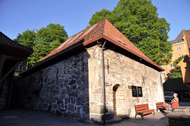 ここにユネスコの世界遺産の証を貼り付けています。