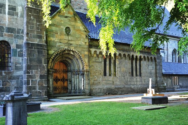 聖マリア教会です。