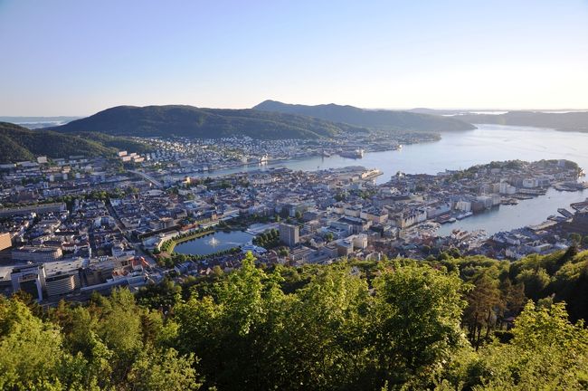 ベルゲン駅など中心部です